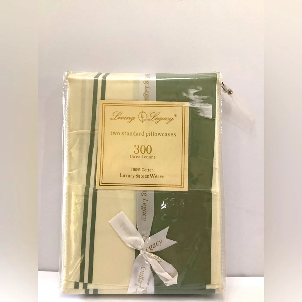 Vintage New Living Legacy 2 Standard Pillowcases 300 Thread Count 100% Cotton